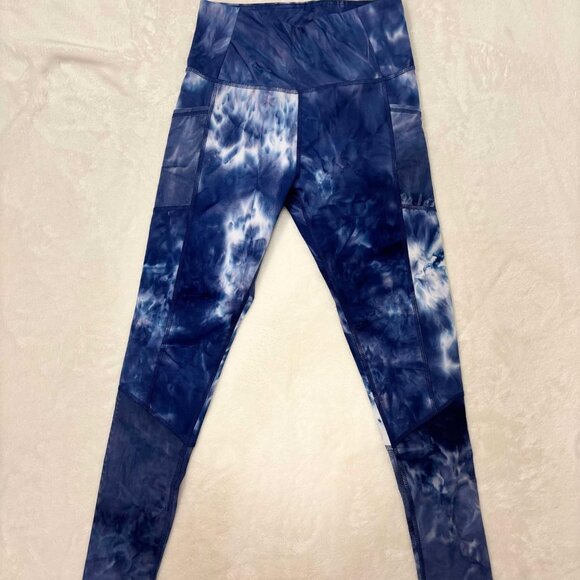 A Core Pants - Women's Blue & White Tie-Dye Mesh Accented & Pocketed Leggings